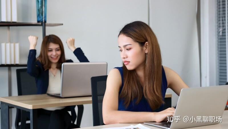 比特币突破12万美元关口 投资者关注监管新政与重磅IPO