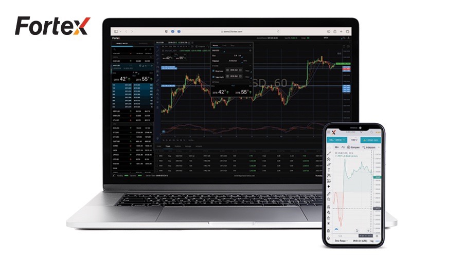 “AI+SaaS”黄金十年加速开启——金蝶国际（00268）的增长逻辑与产业启示