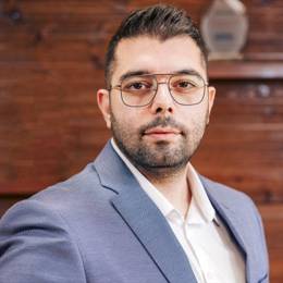“AI+SaaS”黄金十年加速开启——金蝶国际（00268）的增长逻辑与产业启示